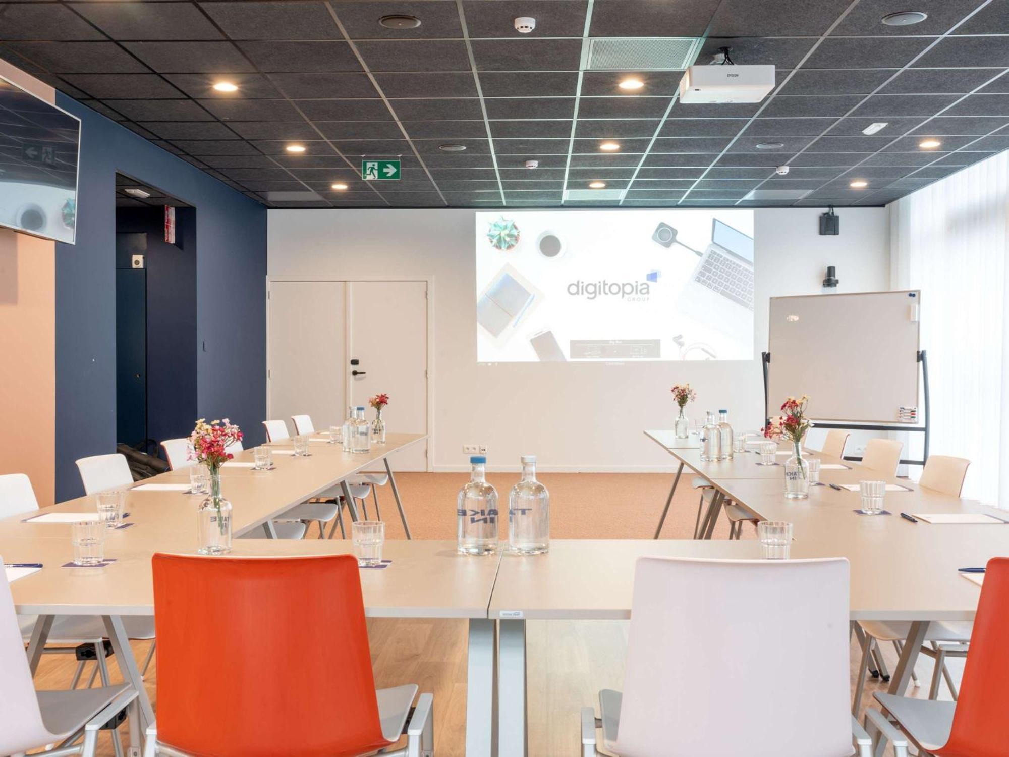 Ibis Budget Gent Centrum Dampoort Extérieur photo